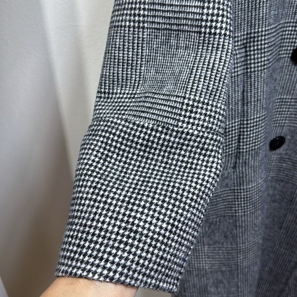(P2) KENNETH COLE NEW YORK
Oversized wool blend coat with check print, size L - Picture 5 of 16
